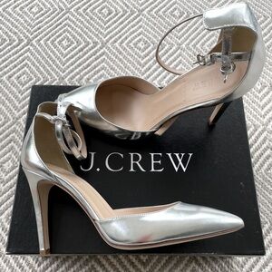 NEW never worn J Crew metallic leather pumps